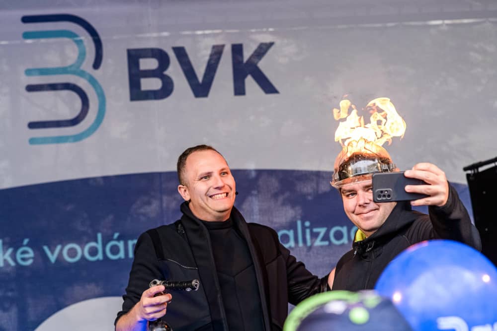 Hořící bublina Bublinový workshop Matěje Kodeše, interakce s diváky